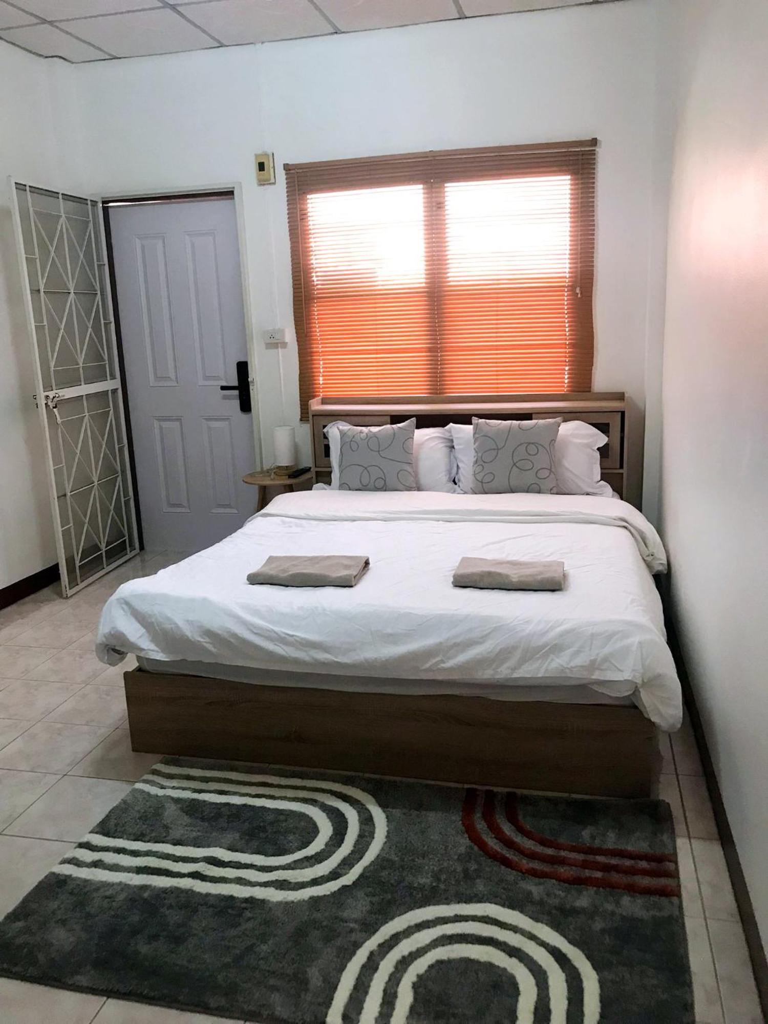 Budget Single Room